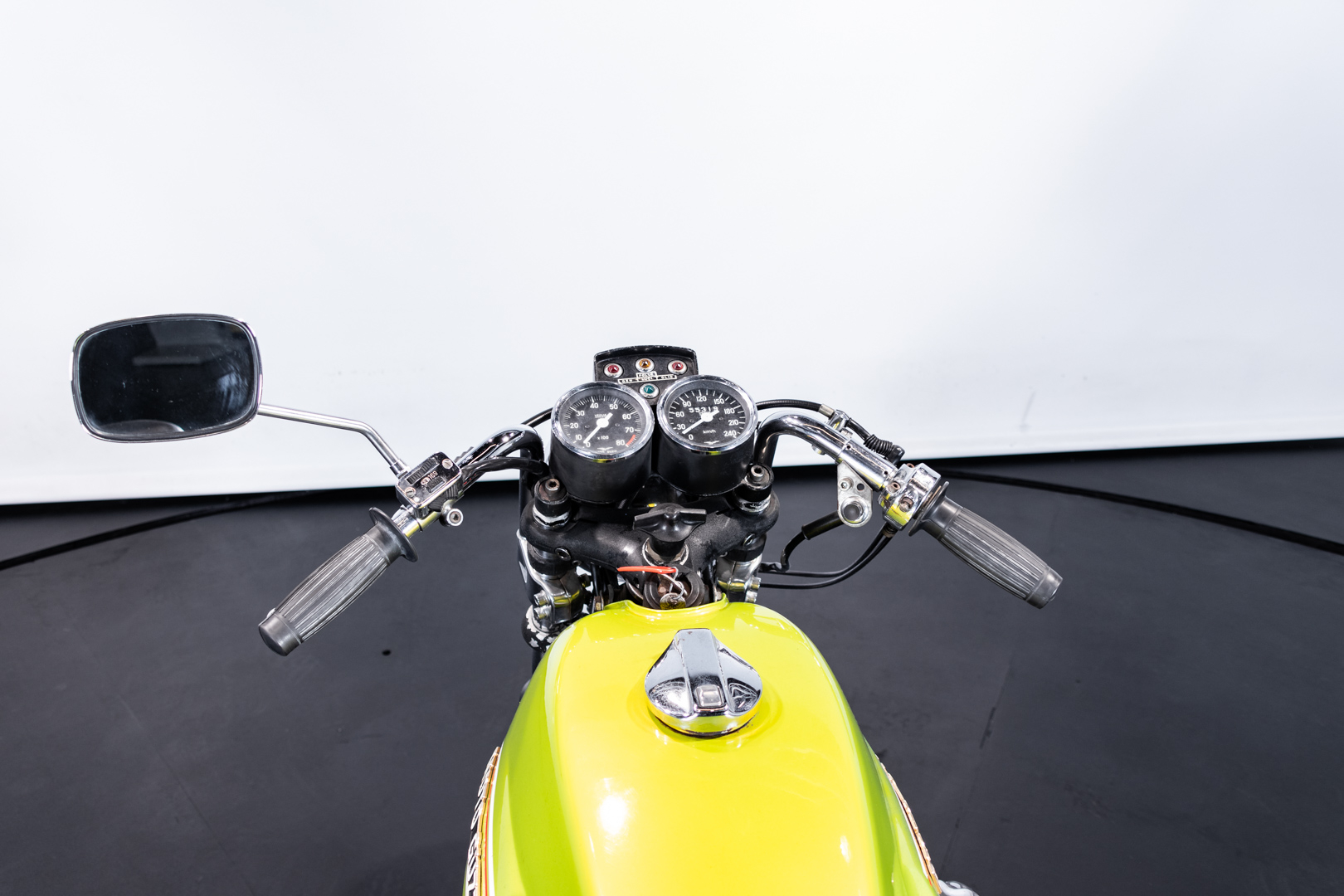 Moto Guzzi V7 SPORT 
