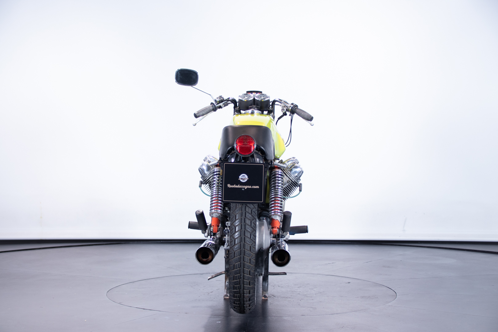 Moto Guzzi V7 SPORT 