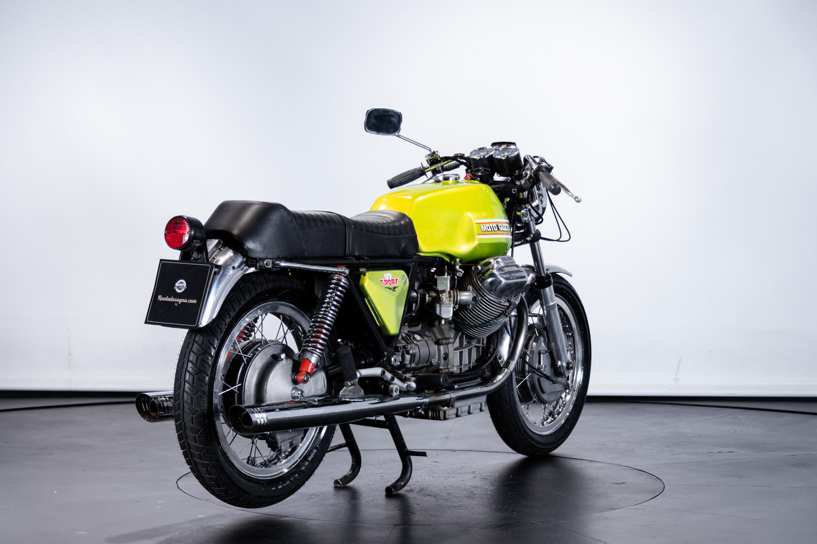 Moto Guzzi V7 SPORT 