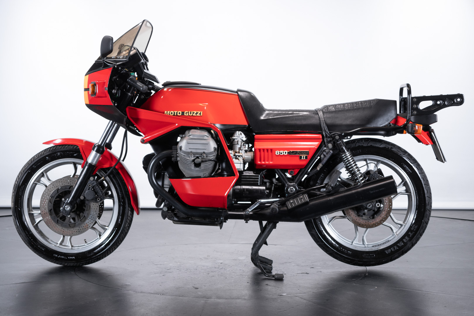 Moto Guzzi LE MANS II 850 