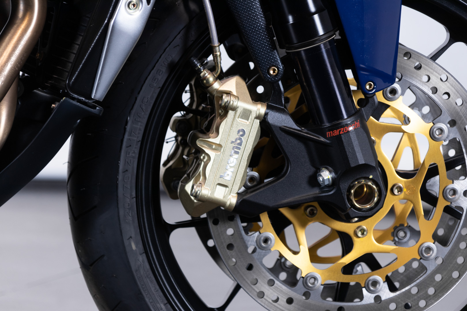 MV Agusta BRUTALE 910 R WORLD CHAMPION    
