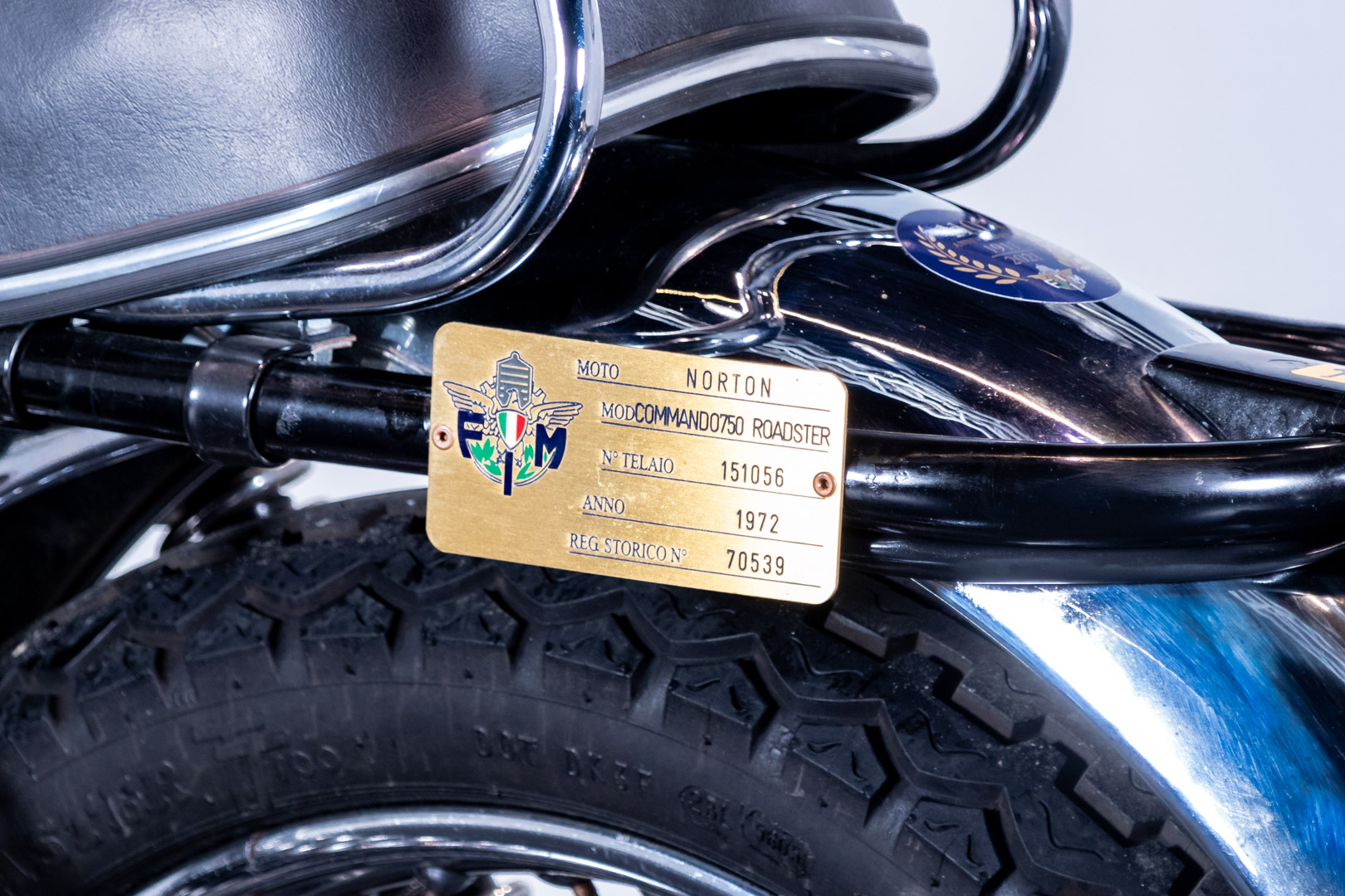 Norton COMMANDO 750 ROADSTER       