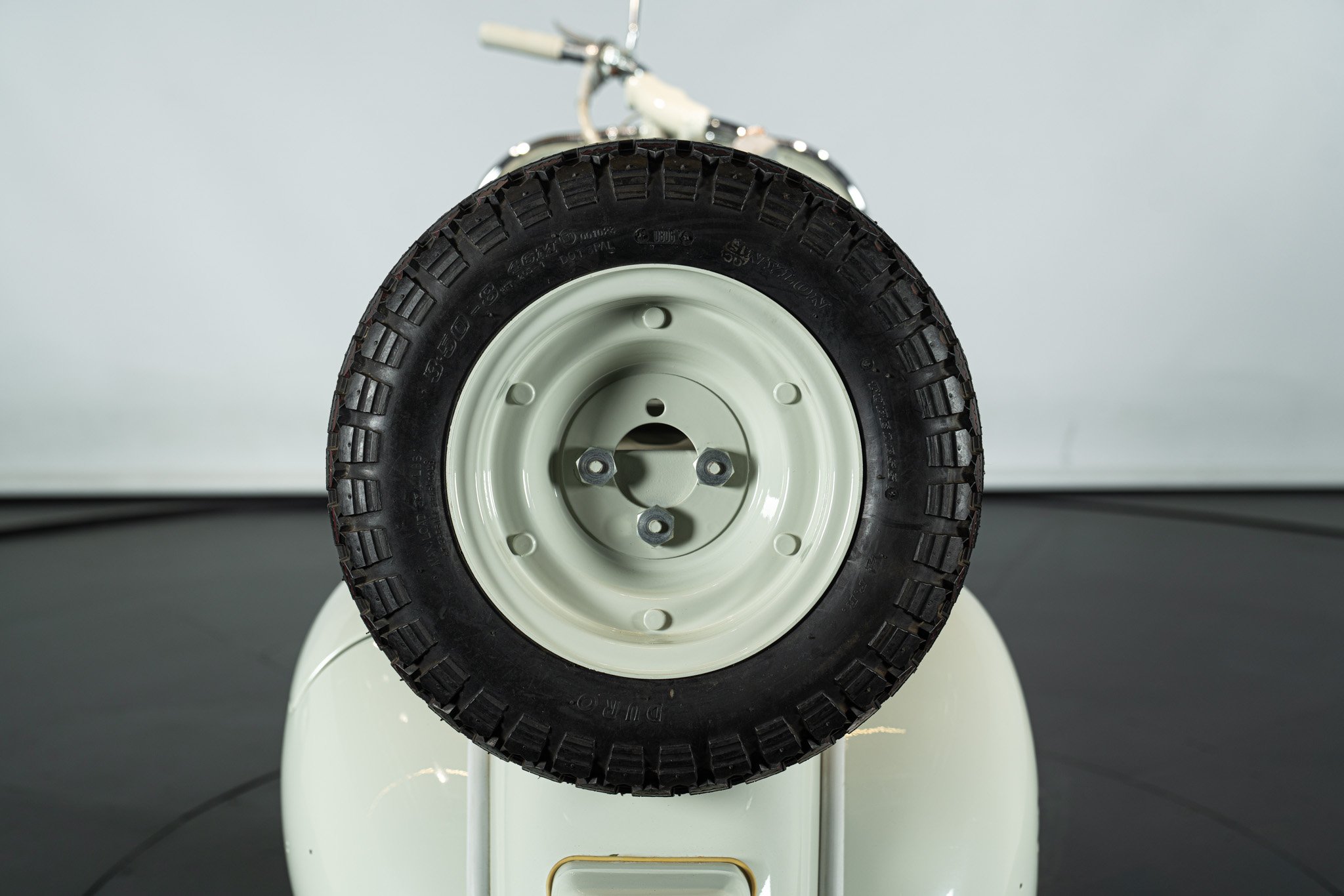 Piaggio VESPA VN2T 125 \"FARO BASSO \" 