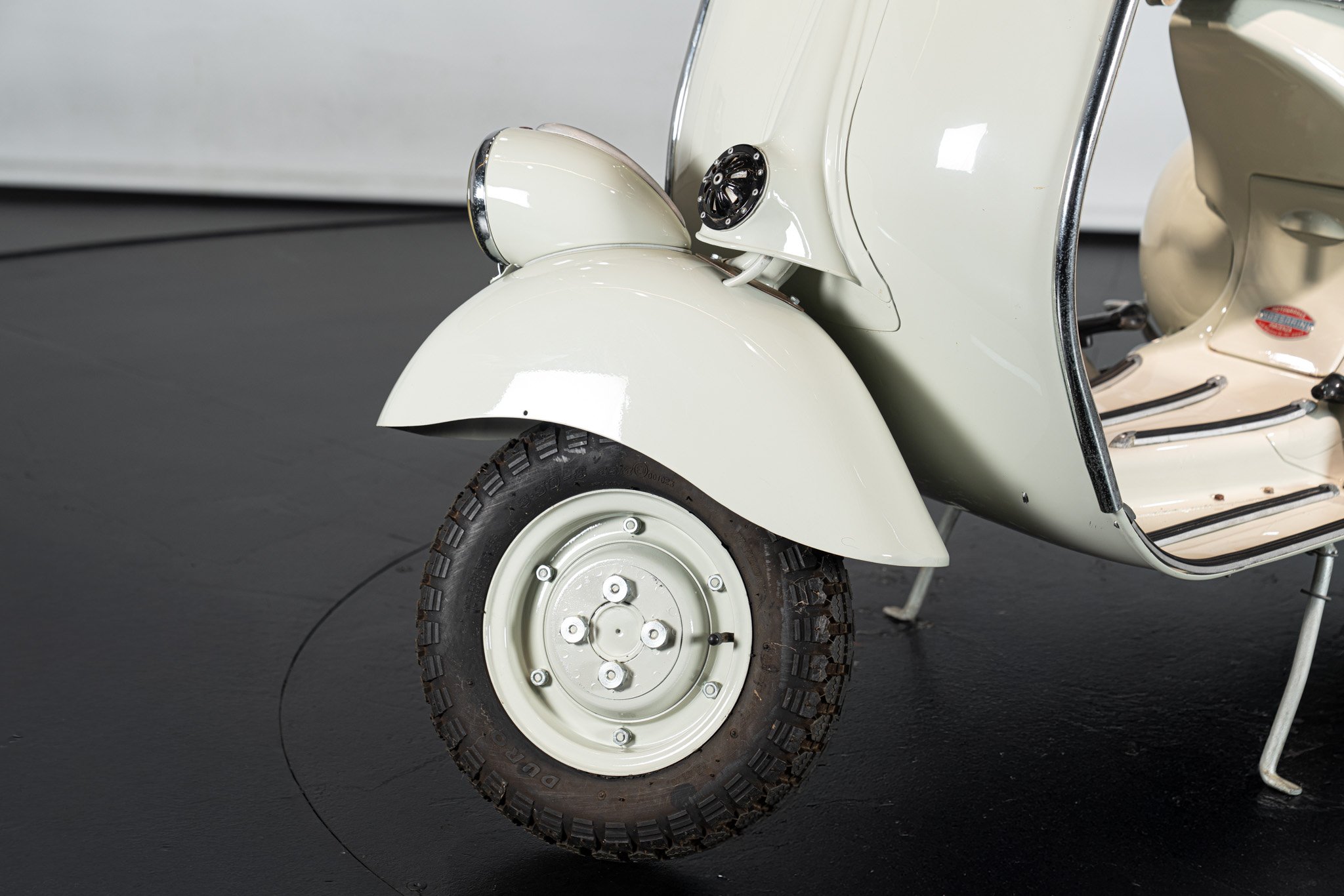 Piaggio VESPA VN2T 125 \"FARO BASSO \" 
