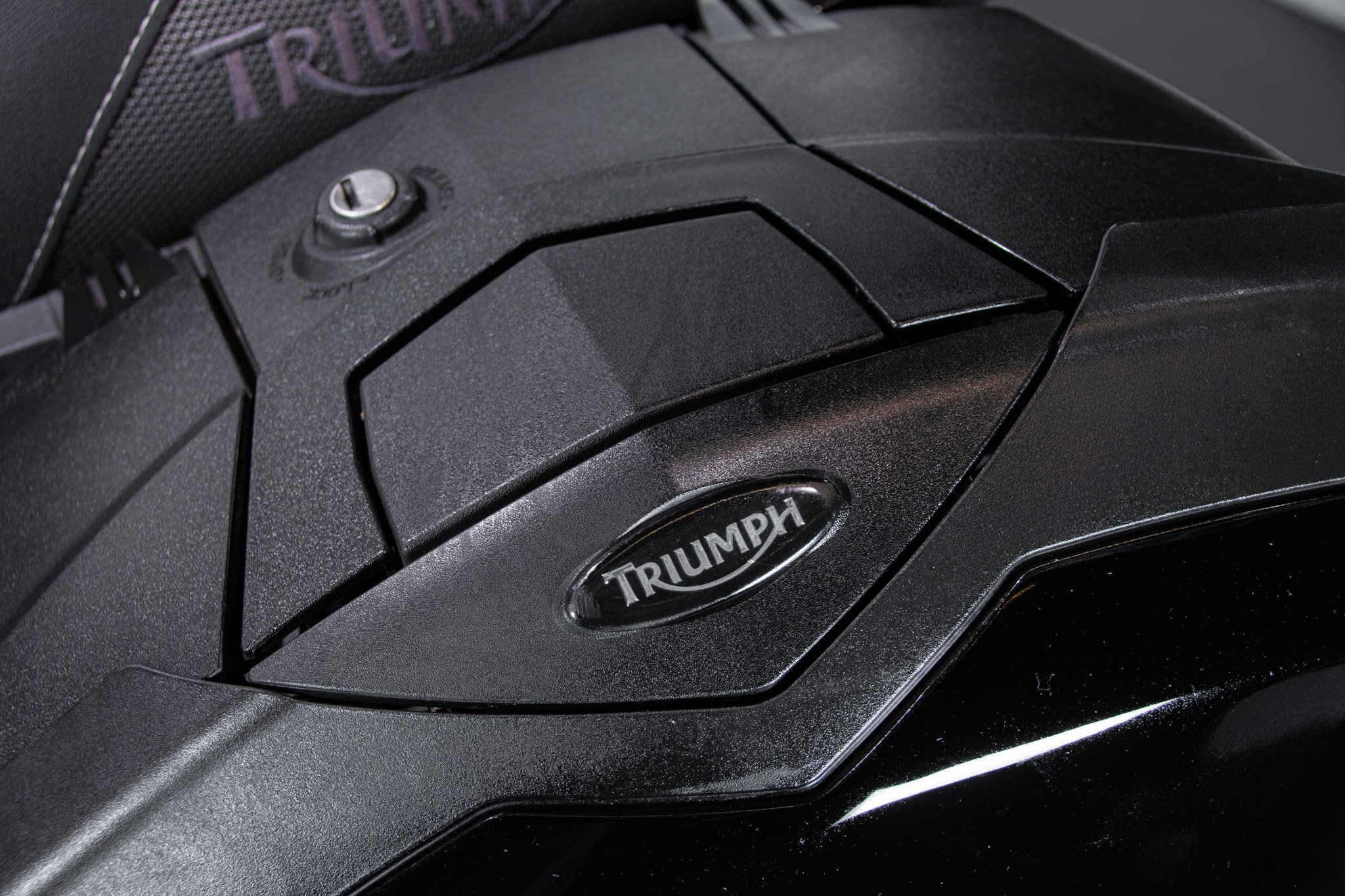 Triumph TIGER 1050 