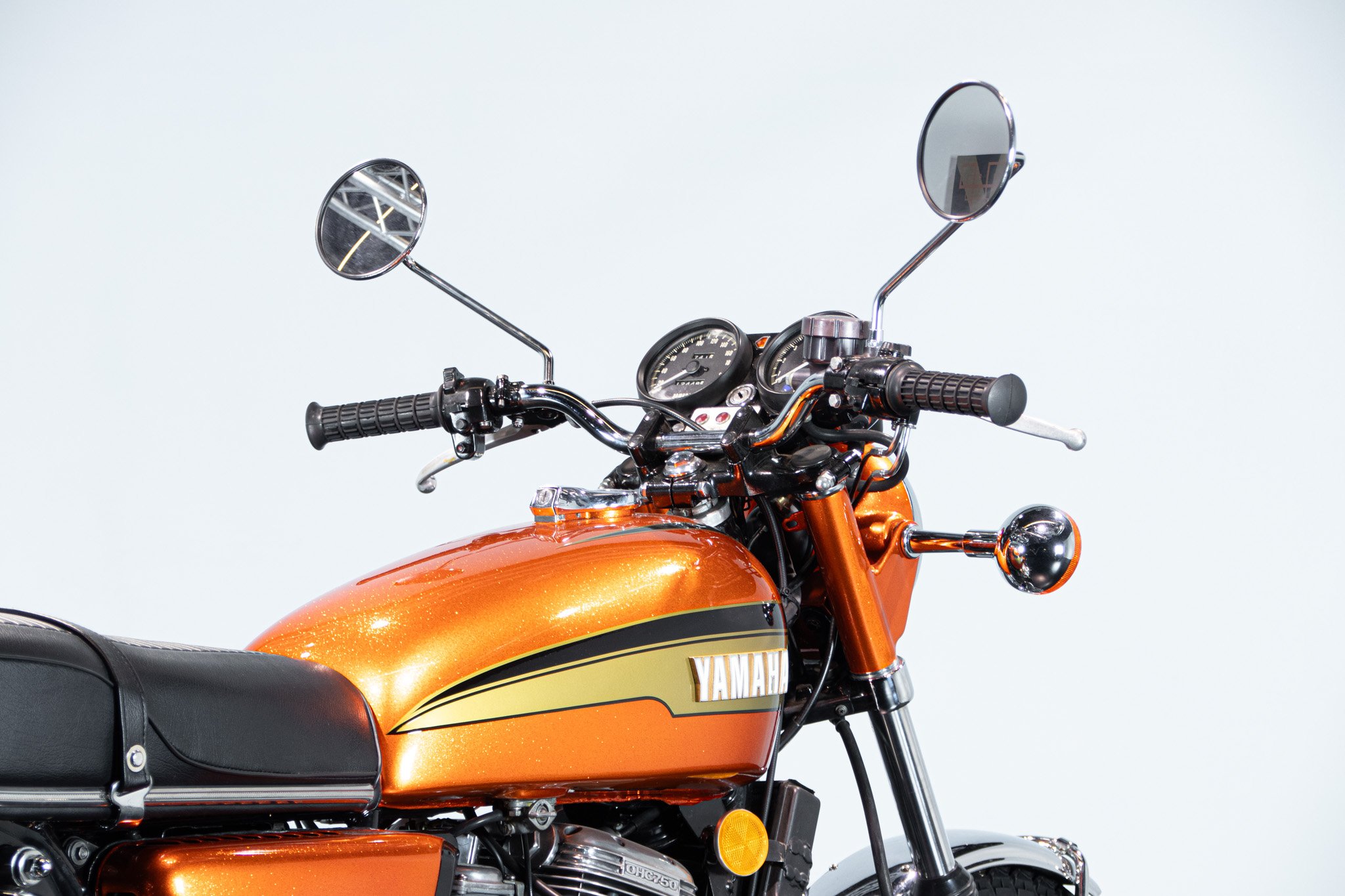 Yamaha TX 750 