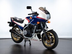 Honda VF 750 F 