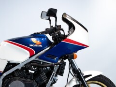 Honda VF 750 F 