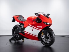 Ducati DESMOSEDICI RR 