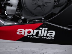 Aprilia RSV4 FACTORY WORKS 