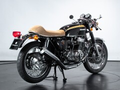 Honda CB 750 FOUR 