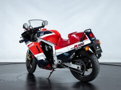 Suzuki GSX R 1100 