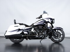 Harley Davidson STREET GLIDE CVO 