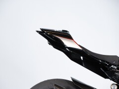 Yamaha R1 