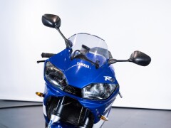 Yamaha R6 